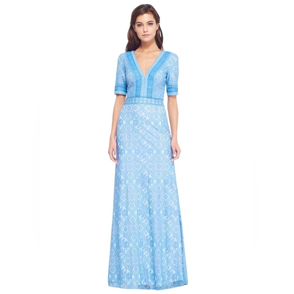 Tadashi Shoji NWT Landry Lace Embroidered Full Length Maxi Gown Blue Size 6